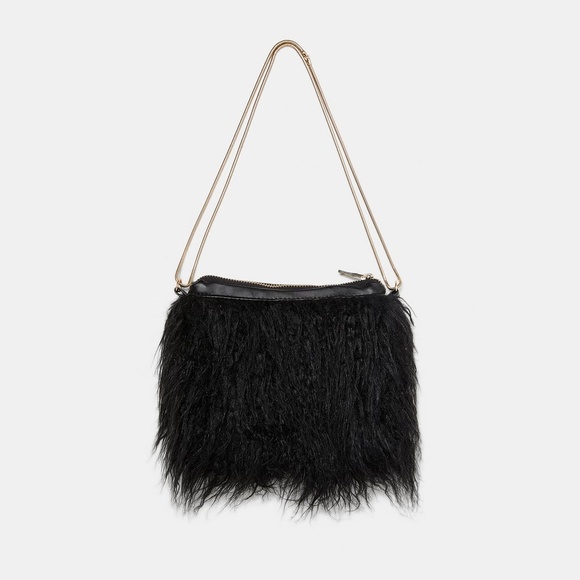 [SOLD]NWT Zara Faux Fur Black Bag - Picture 3 of 4